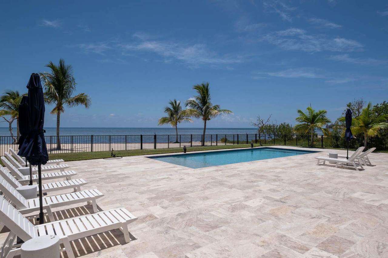 https://bt-photos.global.ssl.fastly.net/flkeys/1280_boomver_1_620585-2.jpg