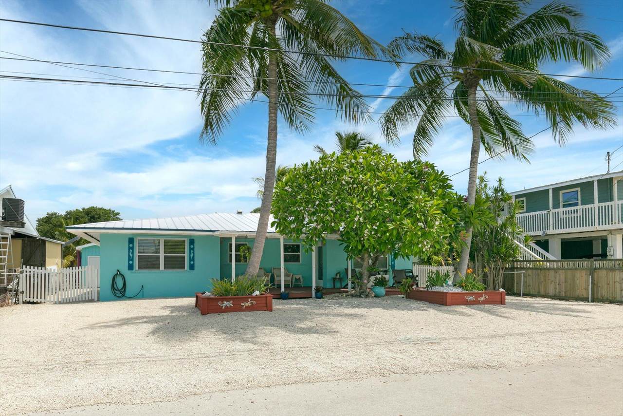 31032 Hollerich Drive - Photo 1
