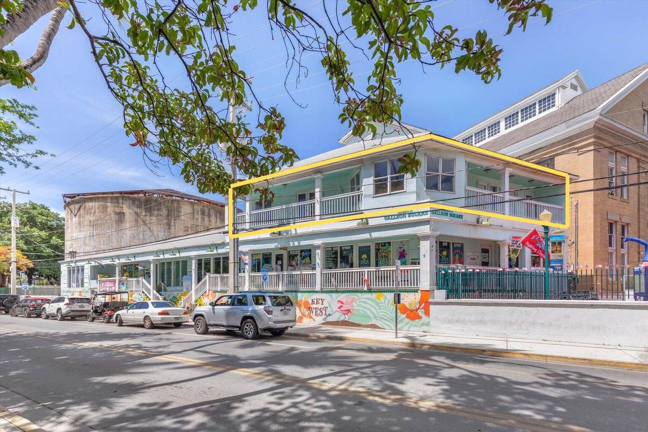 218 Whitehead Street - Photo 1