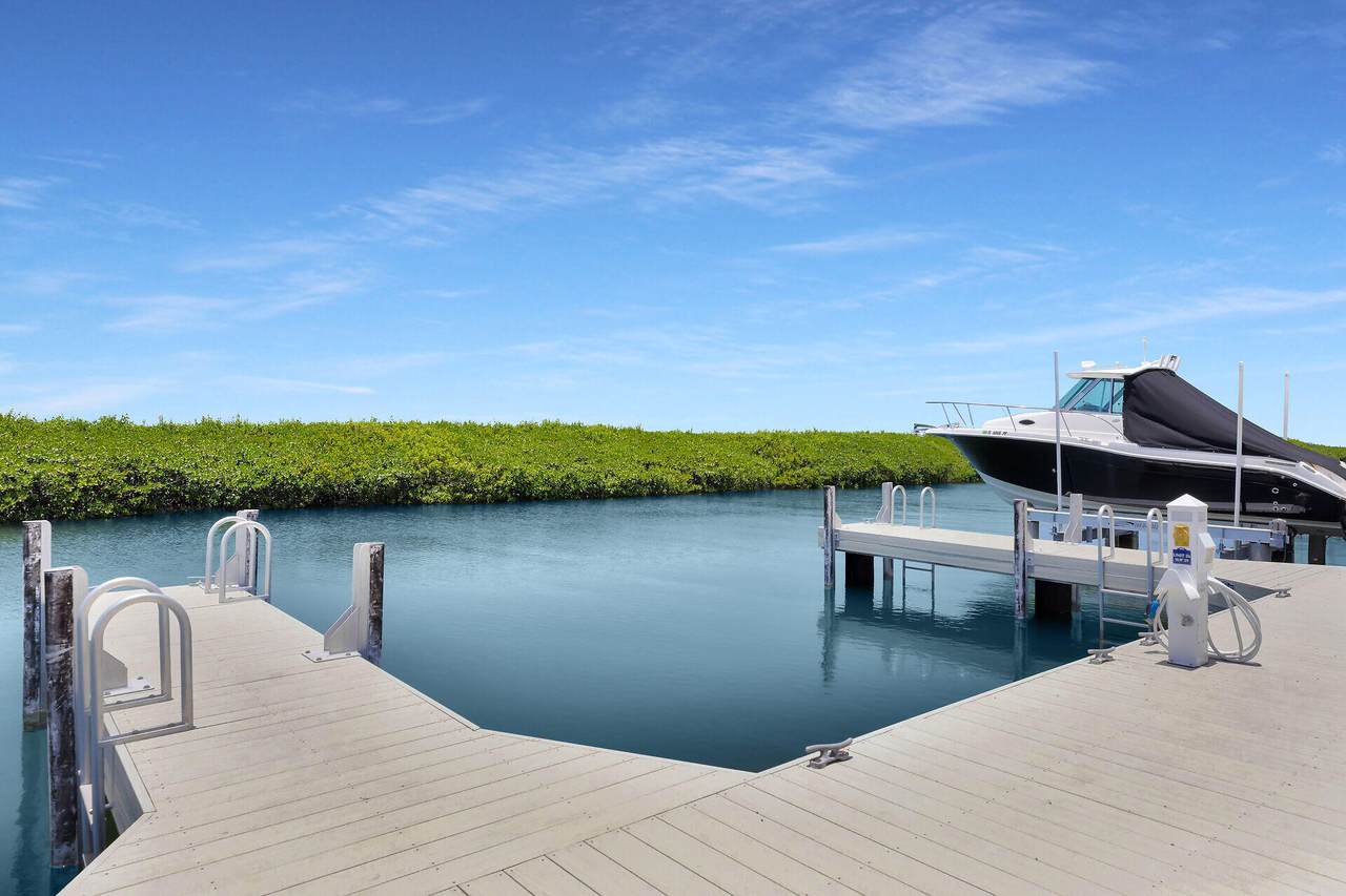 https://bt-photos.global.ssl.fastly.net/flkeys/1280_boomver_1_620657-2.jpg