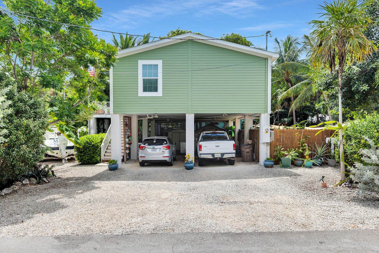 5204 Dogwood Dell Street - Photo 1