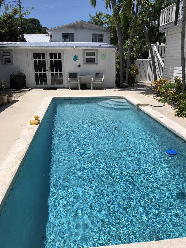 1318 Duncan Street - Photo 1