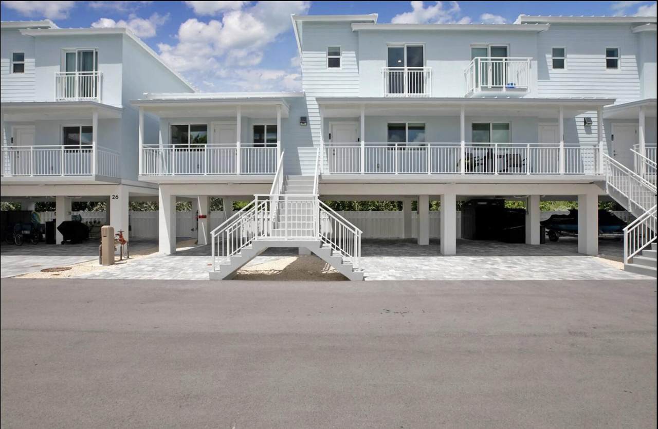 10877 Overseas Highway - Photo 1