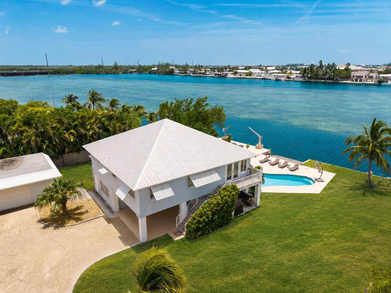 https://bt-photos.global.ssl.fastly.net/flkeys/1280_boomver_1_620773-2.jpg