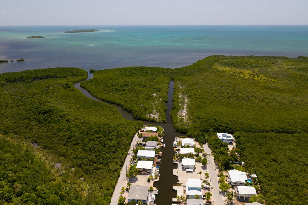 https://bt-photos.global.ssl.fastly.net/flkeys/1280_boomver_1_620790-2.jpg