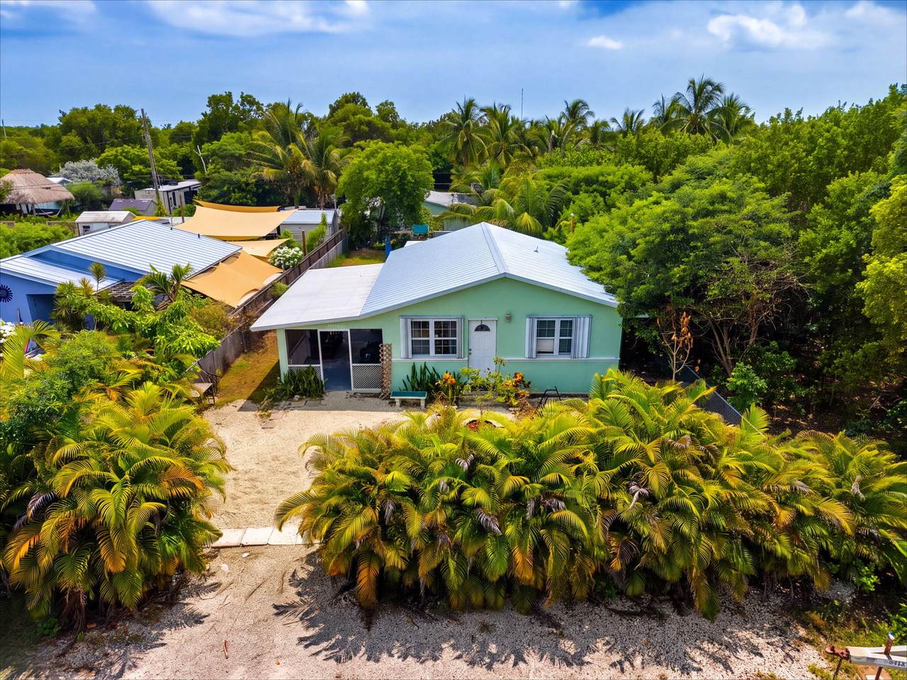 https://bt-photos.global.ssl.fastly.net/flkeys/1280_boomver_1_620818-2.jpg