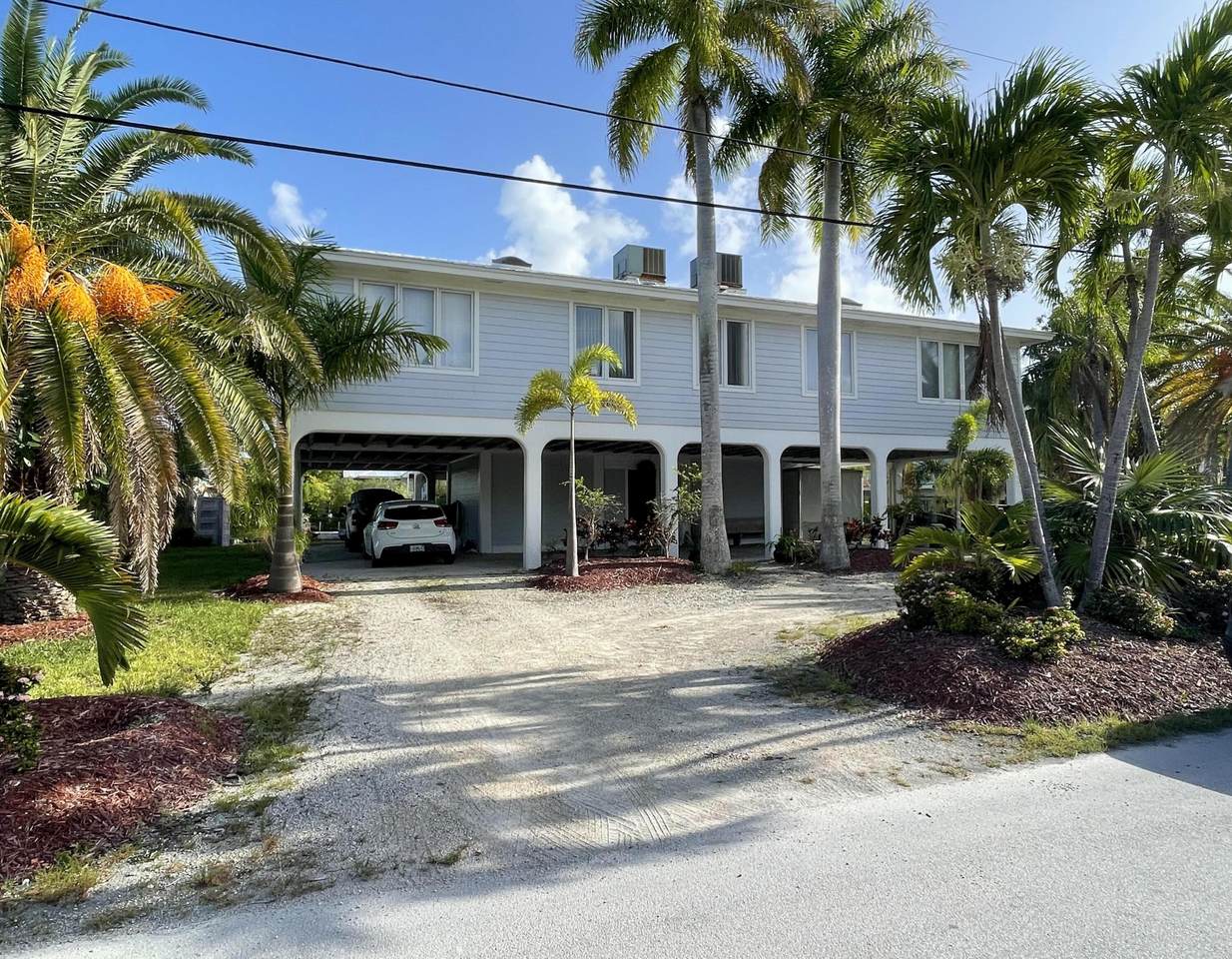 182 Venetian Way - Photo 1