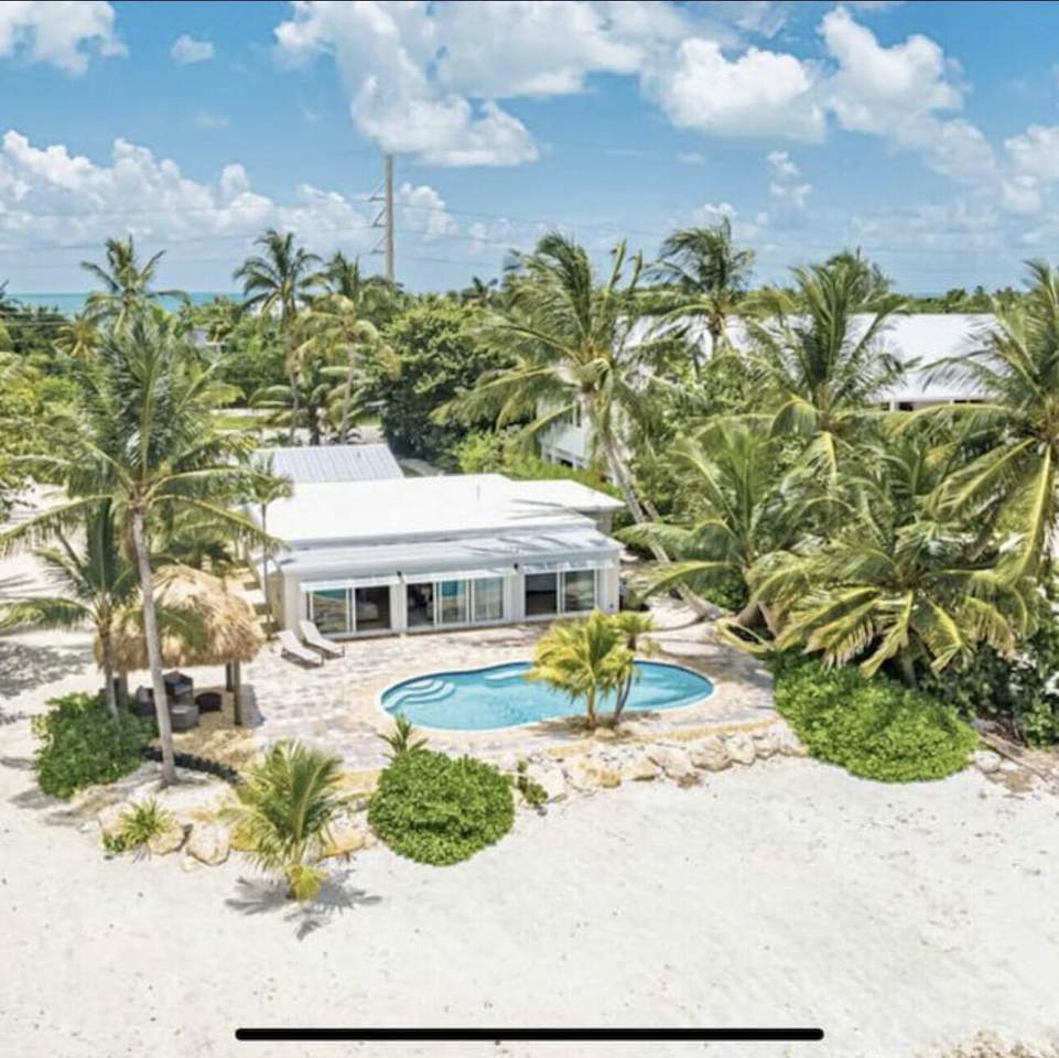 75433 Overseas Highway - Photo 1
