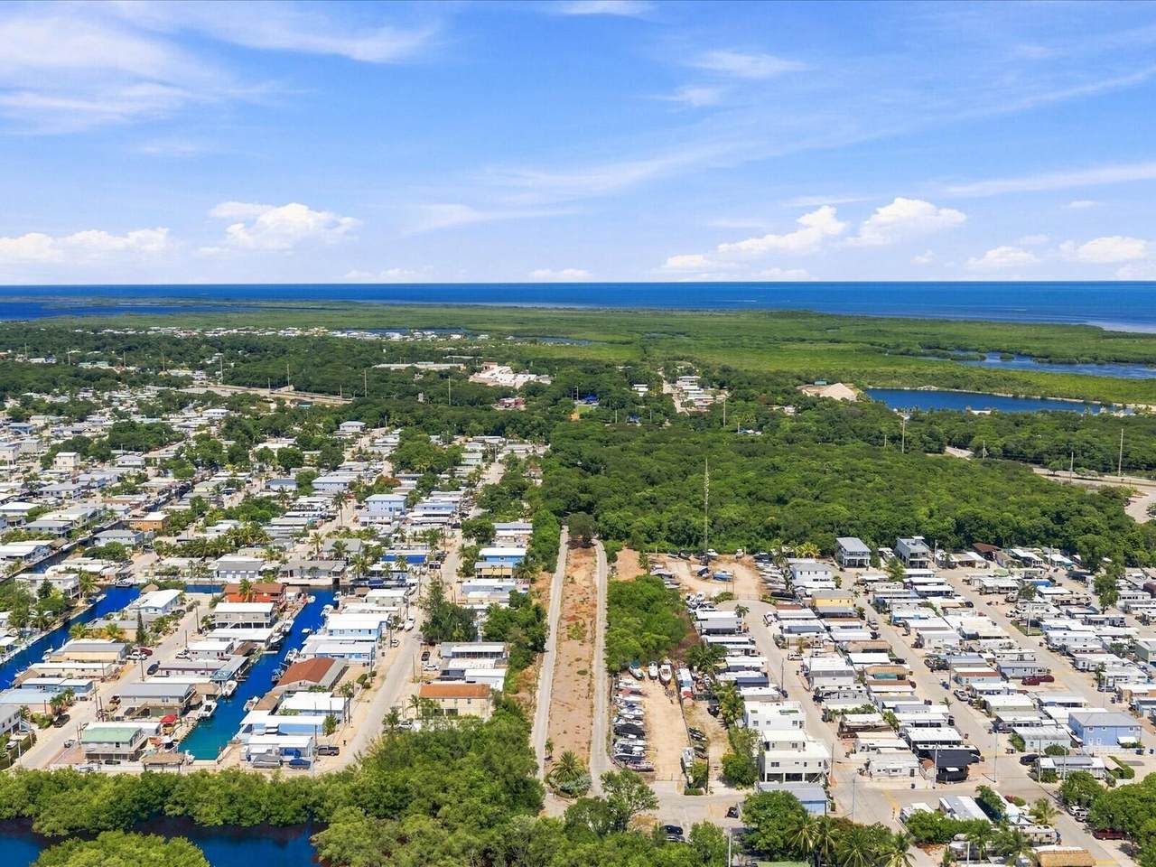 https://bt-photos.global.ssl.fastly.net/flkeys/1280_boomver_1_620855-2.jpg