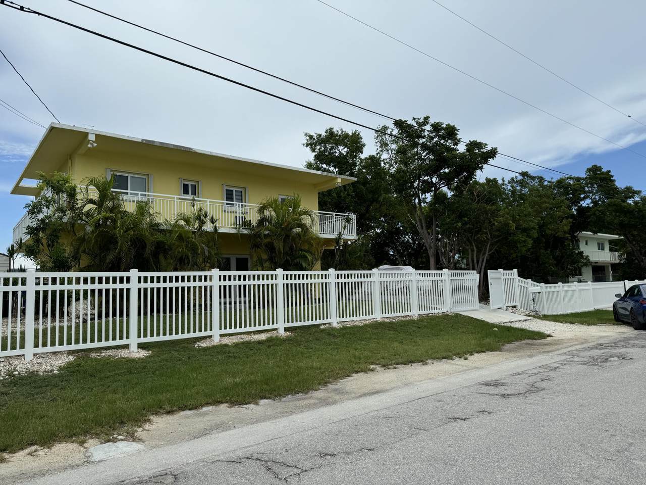 176 Lorelane  Place Place - Photo 1