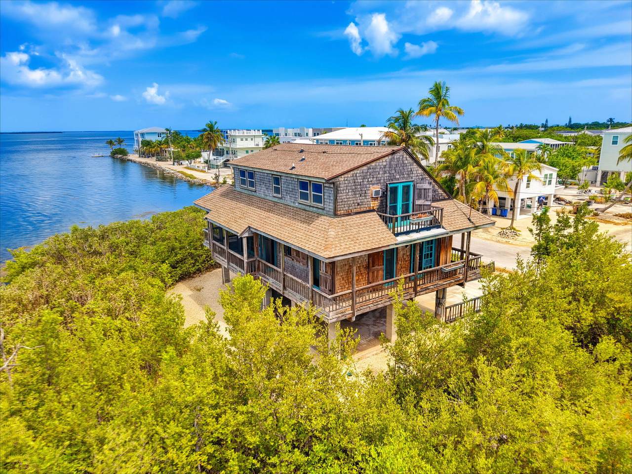 https://bt-photos.global.ssl.fastly.net/flkeys/1280_boomver_1_620865-2.jpg