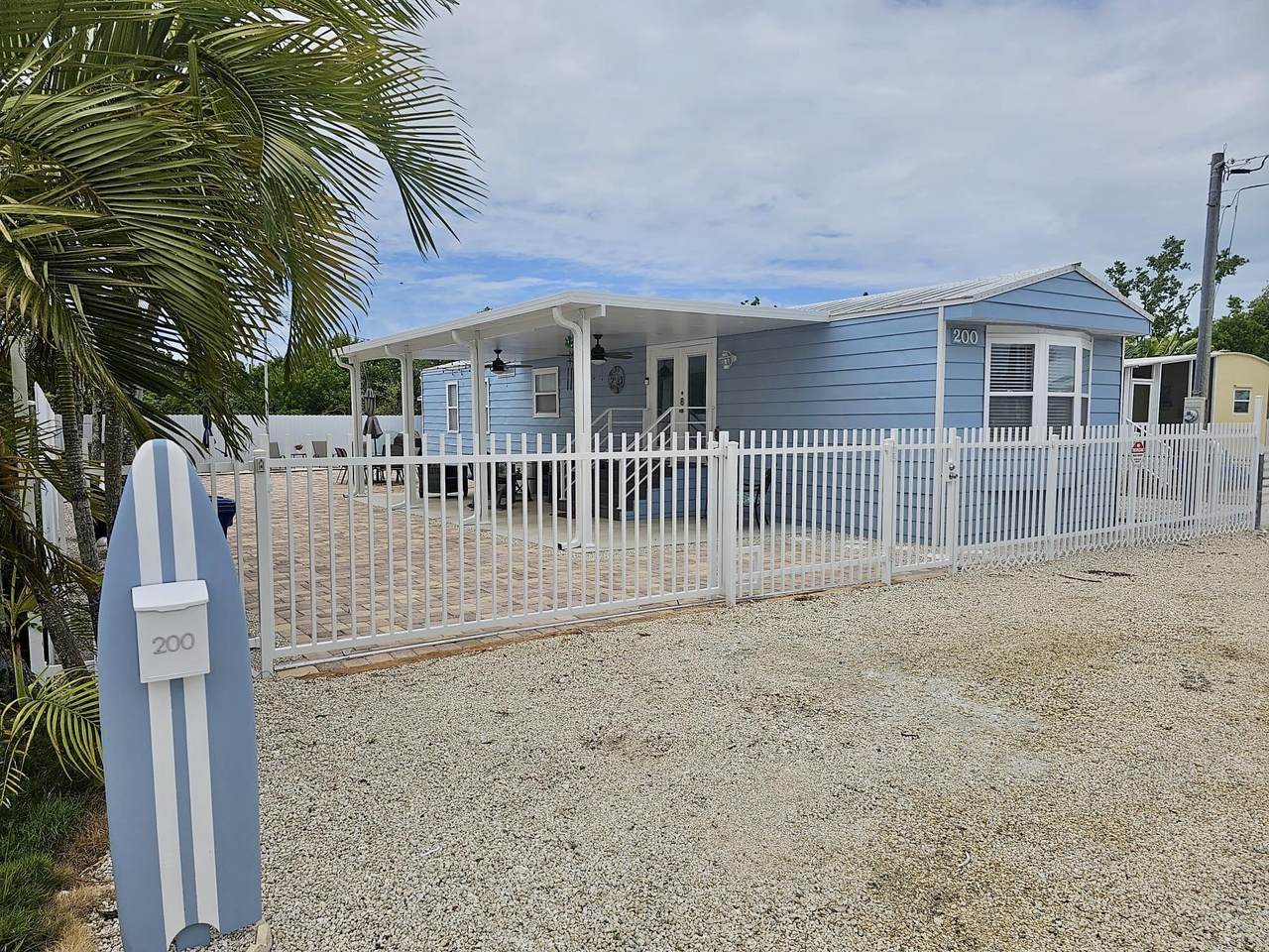 200 Buttonwood Avenue - Photo 1