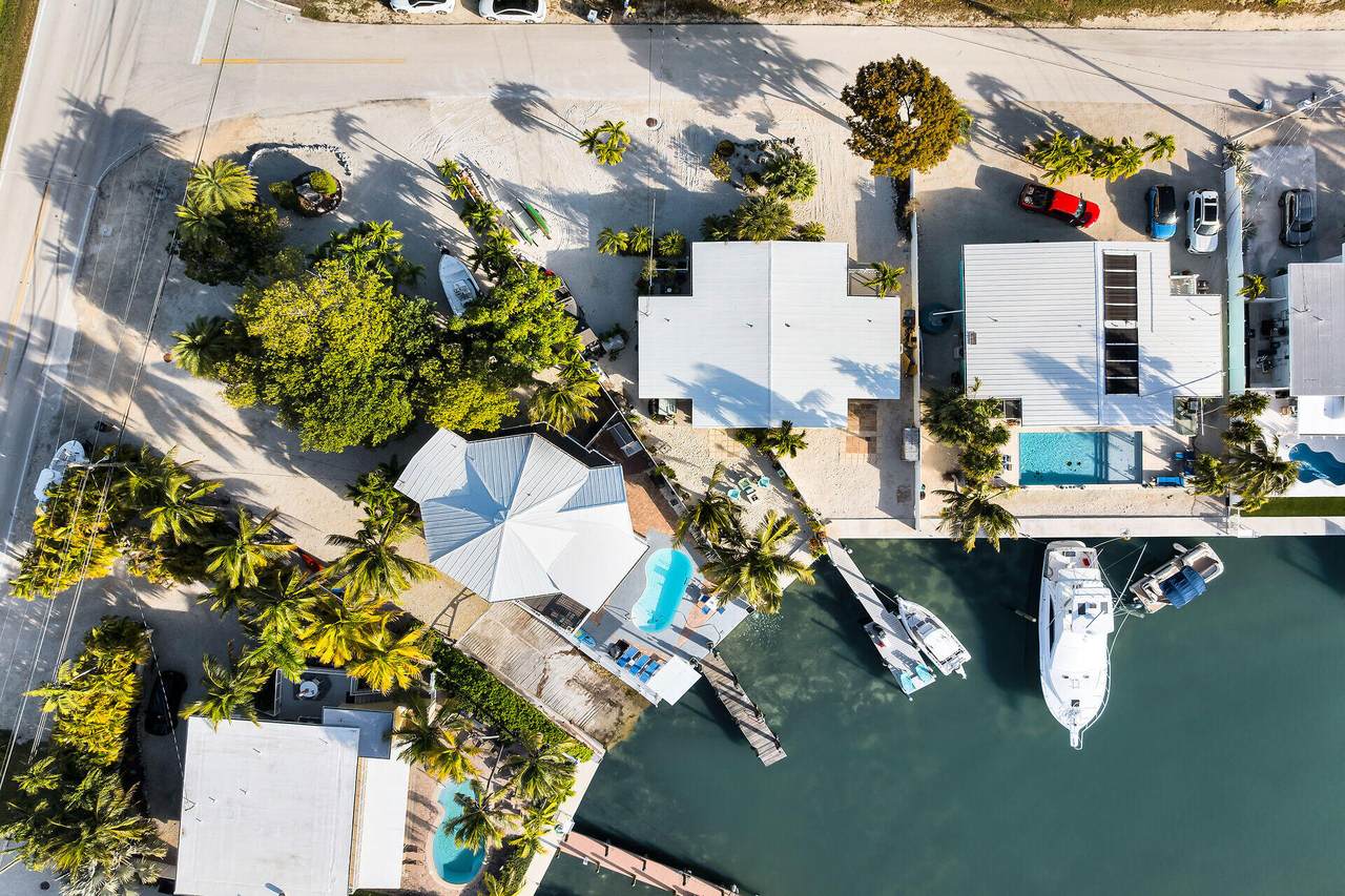 https://bt-photos.global.ssl.fastly.net/flkeys/1280_boomver_1_620876-2.jpg