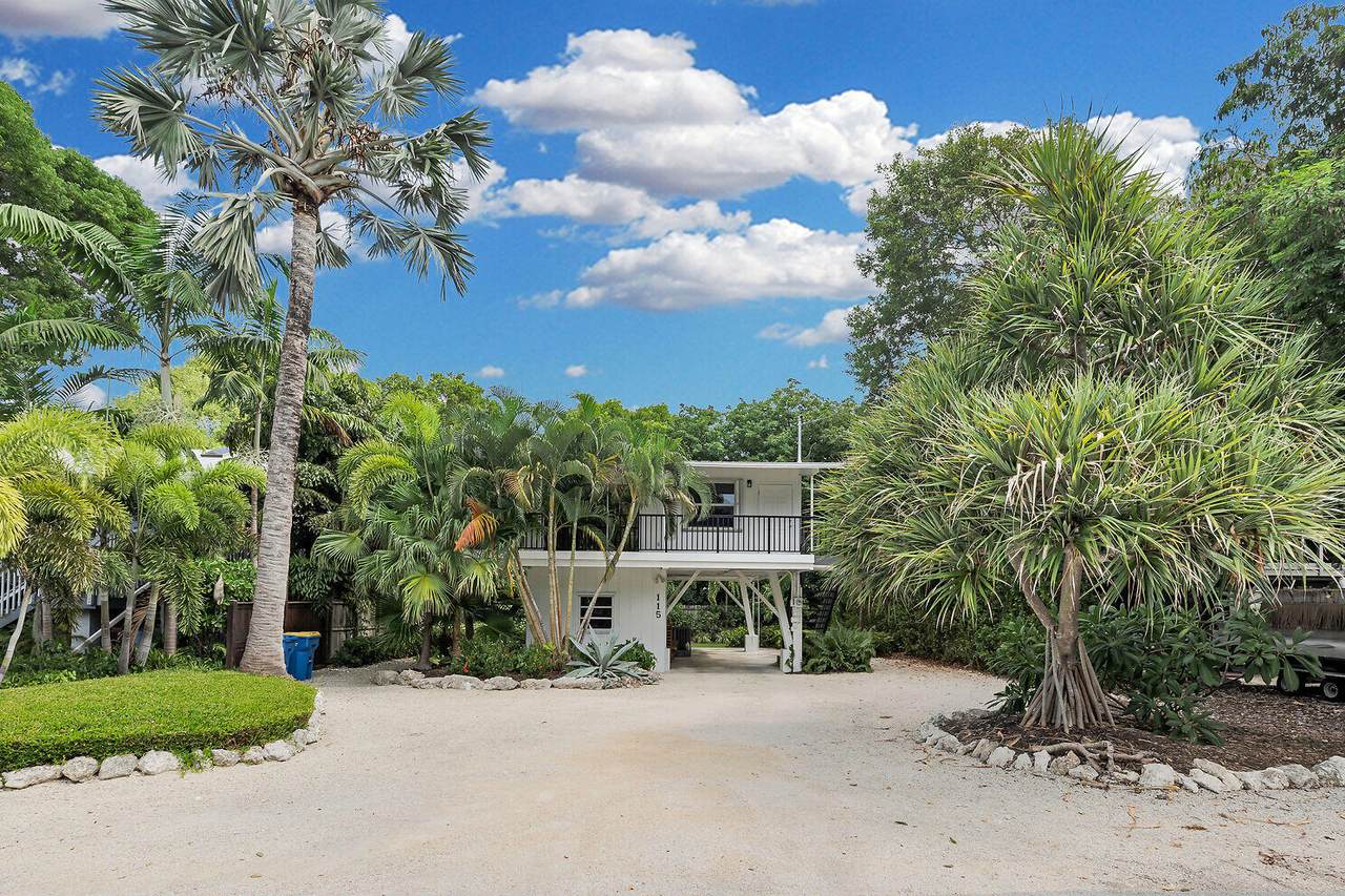 115 Fontaine Drive - Photo 1