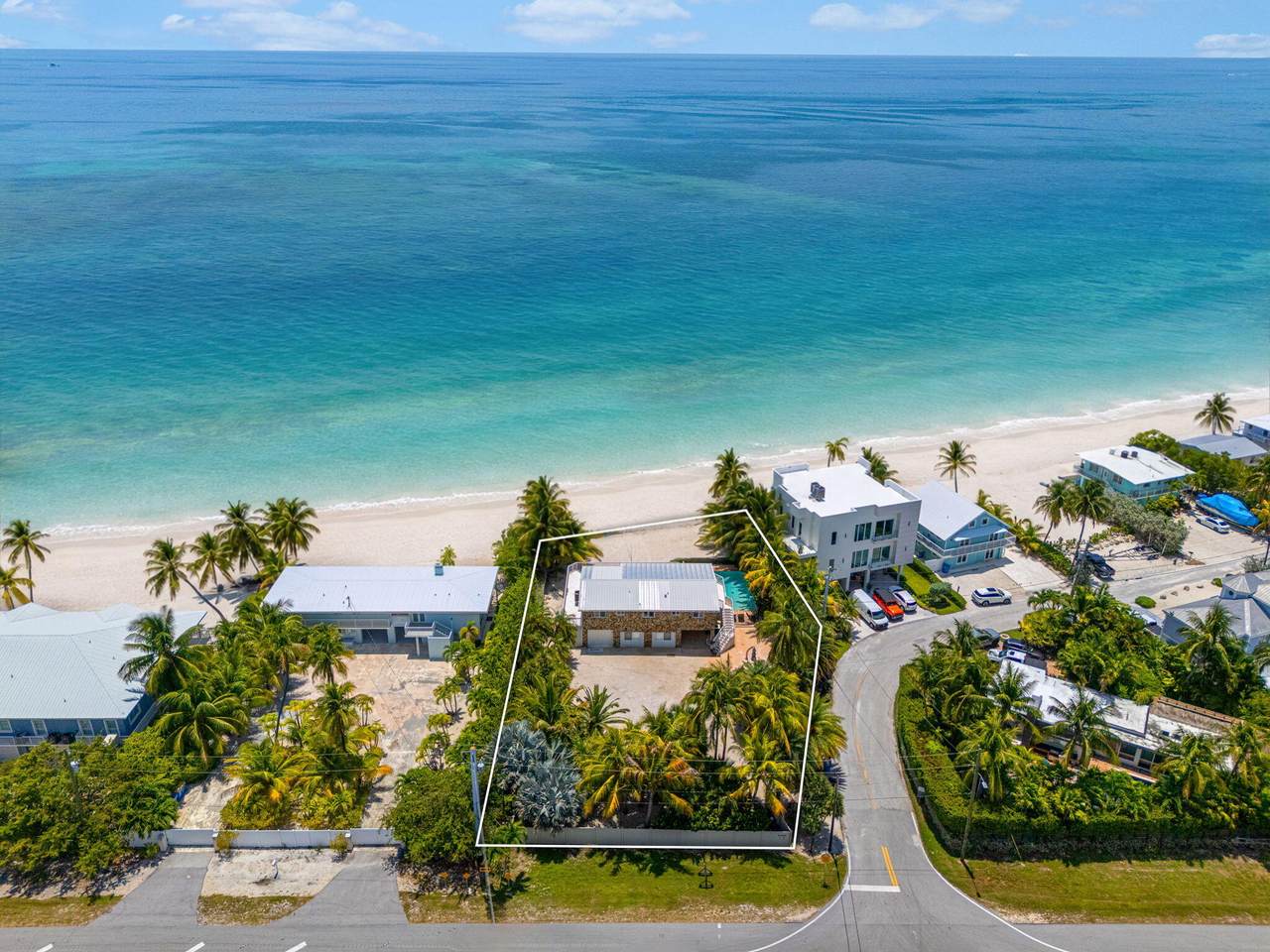 https://bt-photos.global.ssl.fastly.net/flkeys/1280_boomver_1_620893-2.jpg