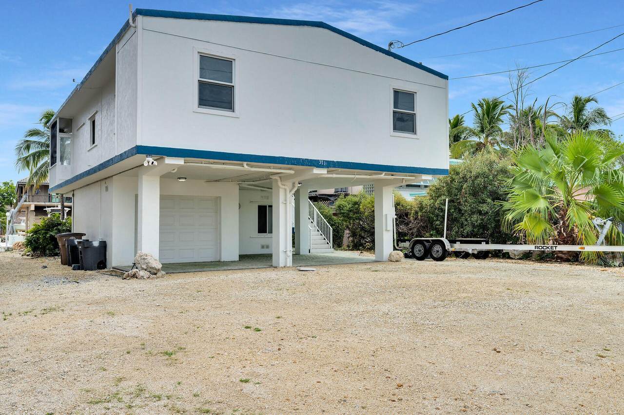 311 Buttonwood Circle - Photo 1
