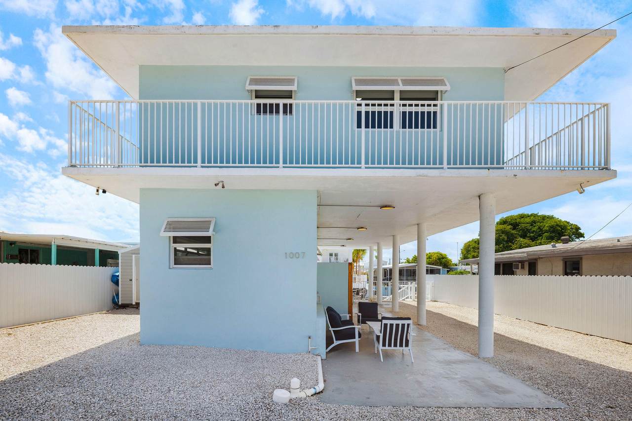 1007 Hialeah Lane - Photo 1