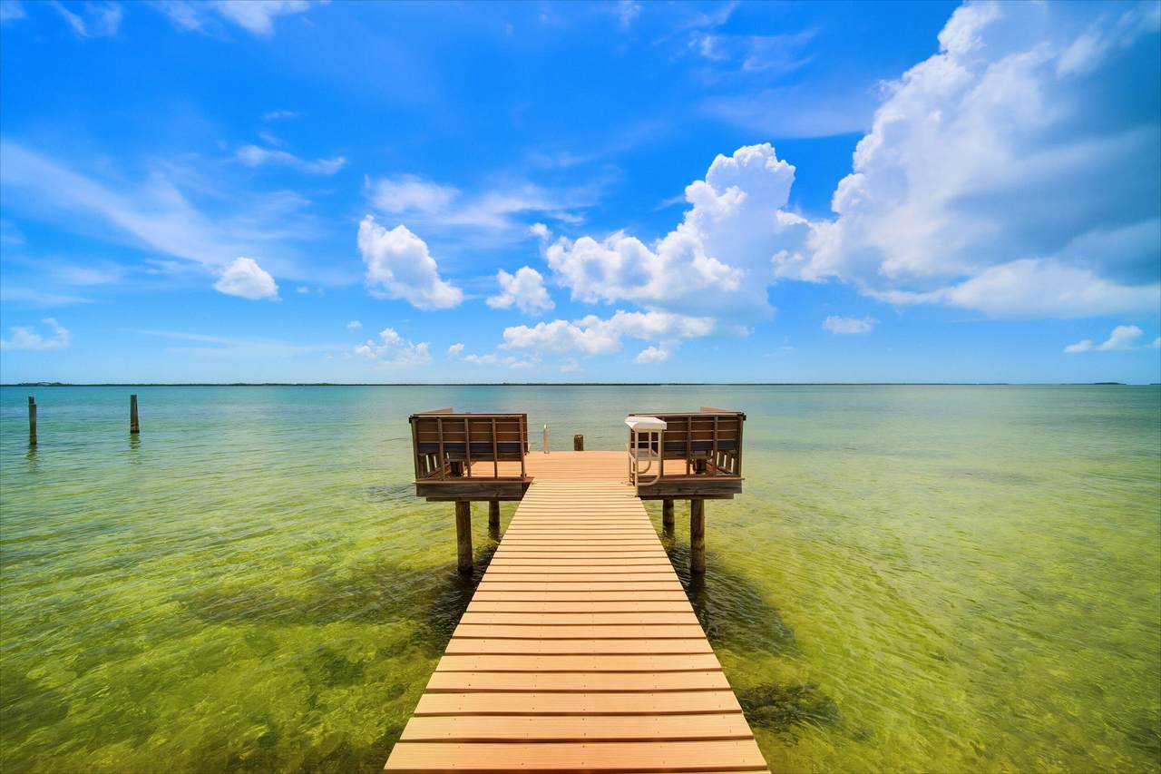 https://bt-photos.global.ssl.fastly.net/flkeys/1280_boomver_1_620940-2.jpg