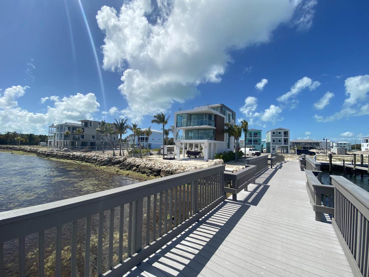 https://bt-photos.global.ssl.fastly.net/flkeys/1280_boomver_1_620974-2.jpg