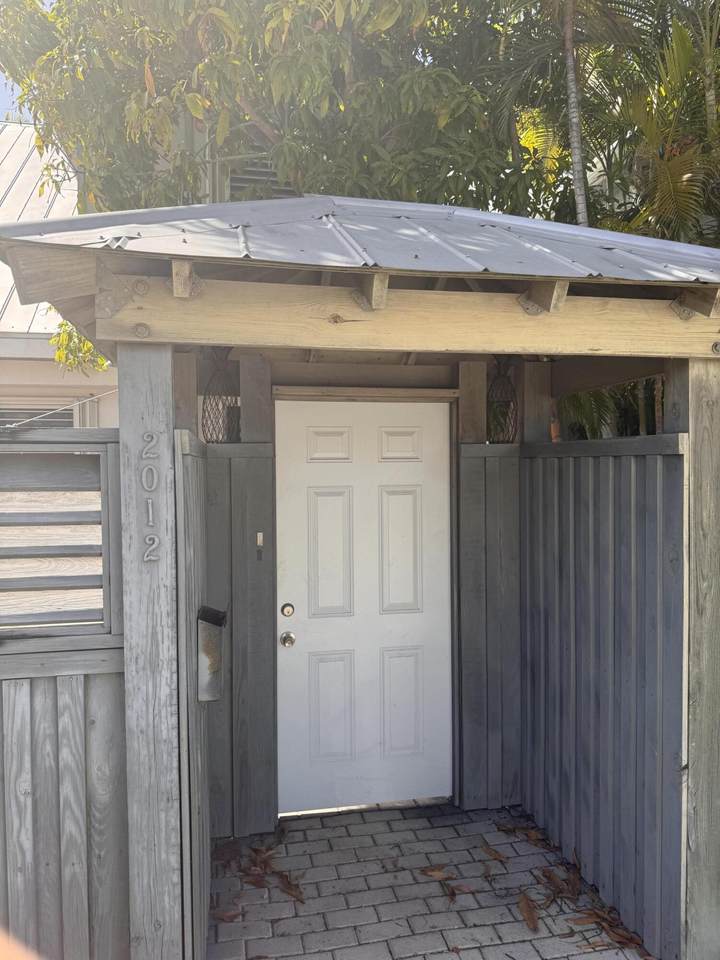 https://bt-photos.global.ssl.fastly.net/flkeys/1280_boomver_1_621028-2.jpg