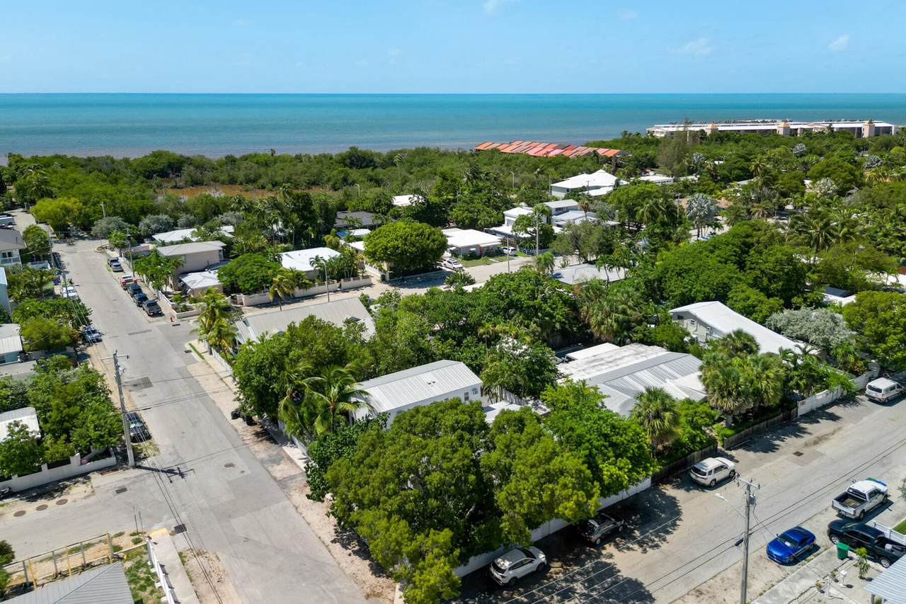 https://bt-photos.global.ssl.fastly.net/flkeys/1280_boomver_1_621031-2.jpg
