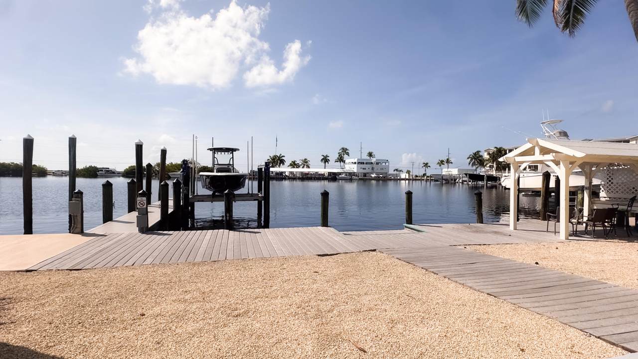 223 El Capitan Drive - Photo 1