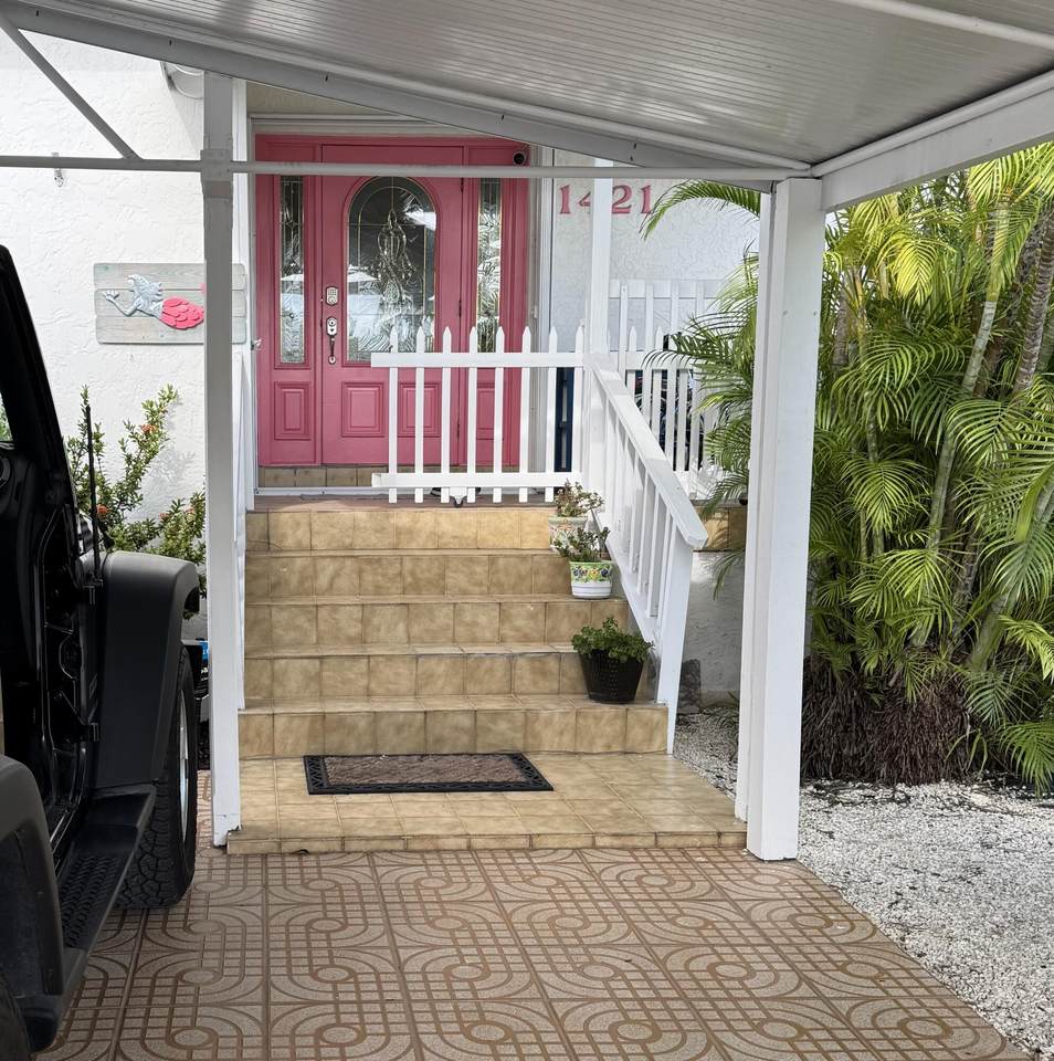 1421 12th Street - Photo 1