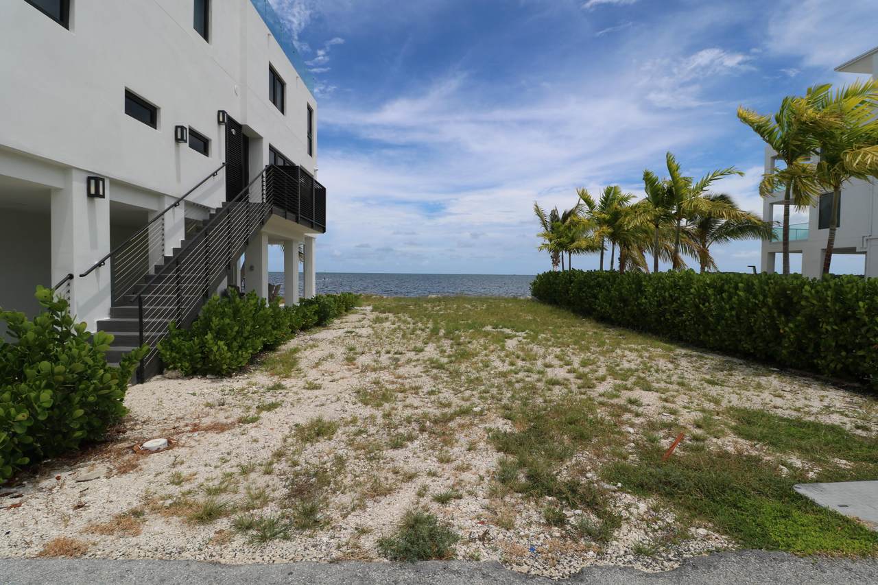 94825 Overseas Highway - Photo 1