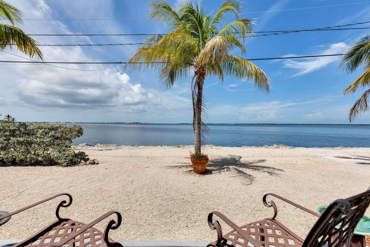 https://bt-photos.global.ssl.fastly.net/flkeys/1280_boomver_1_621100-2.jpg