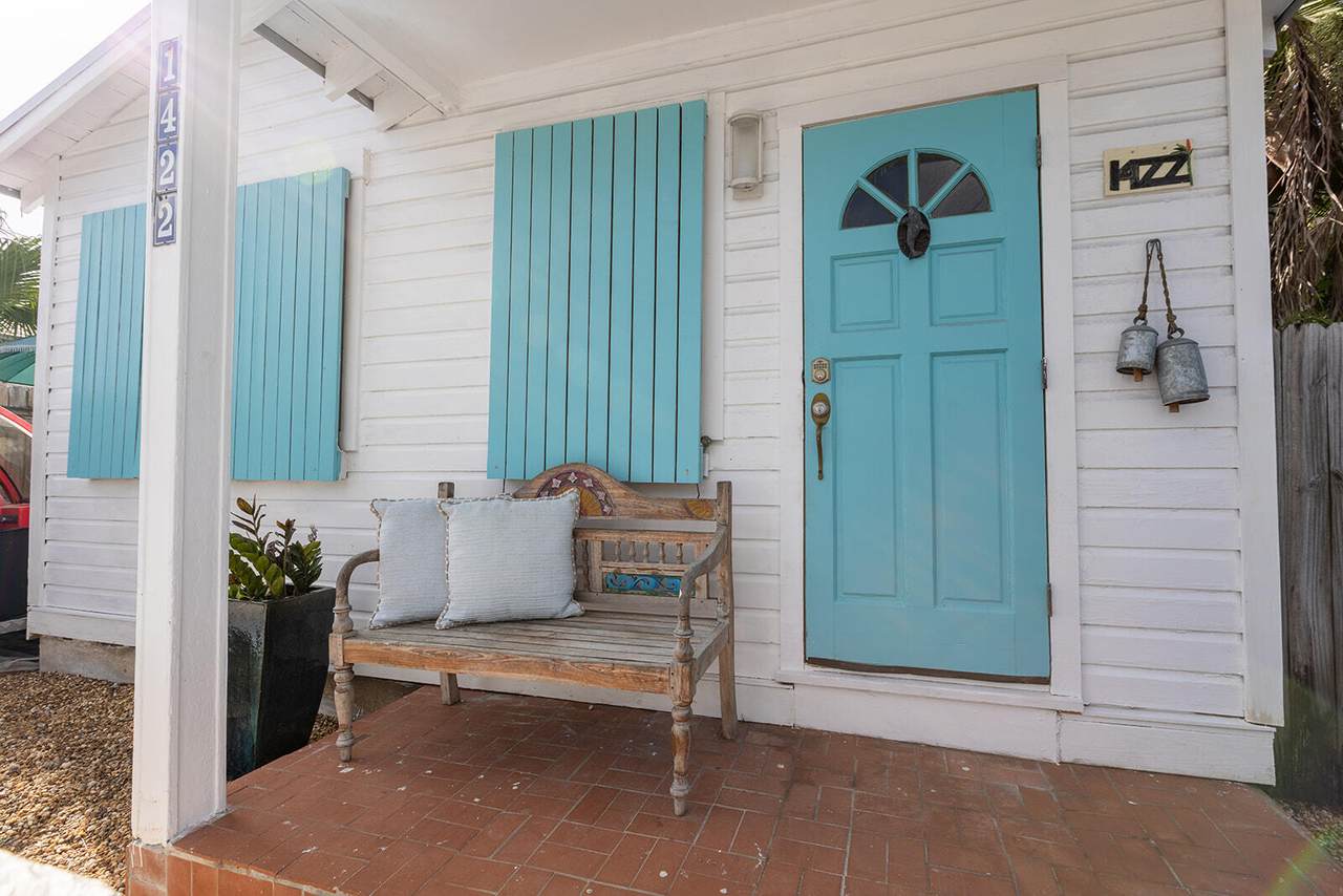1422 Catherine Street - Photo 1