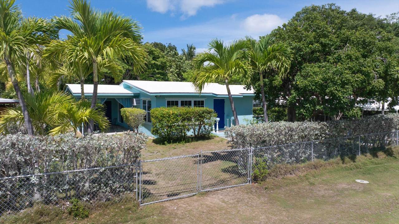 https://bt-photos.global.ssl.fastly.net/flkeys/1280_boomver_1_621118-2.jpg