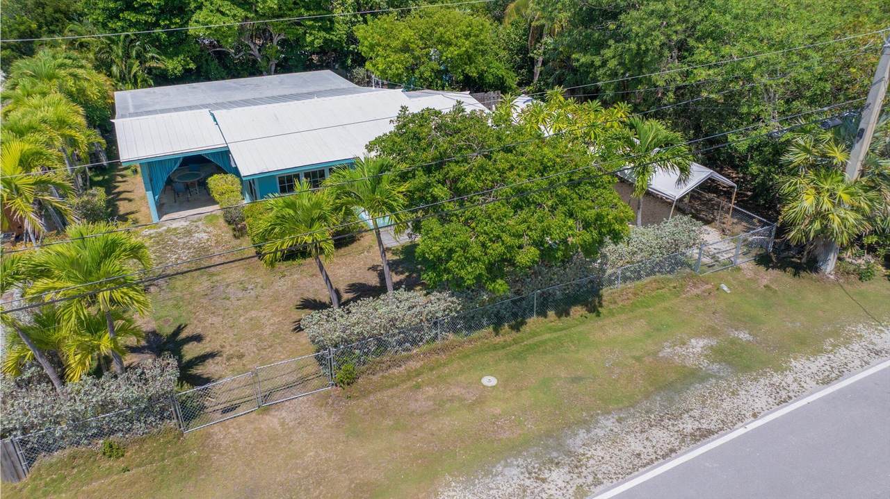 https://bt-photos.global.ssl.fastly.net/flkeys/1280_boomver_1_621118-2.jpg