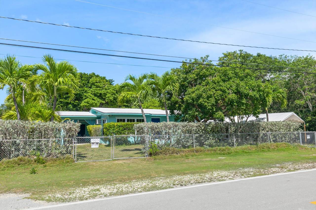 https://bt-photos.global.ssl.fastly.net/flkeys/1280_boomver_1_621118-2.jpg