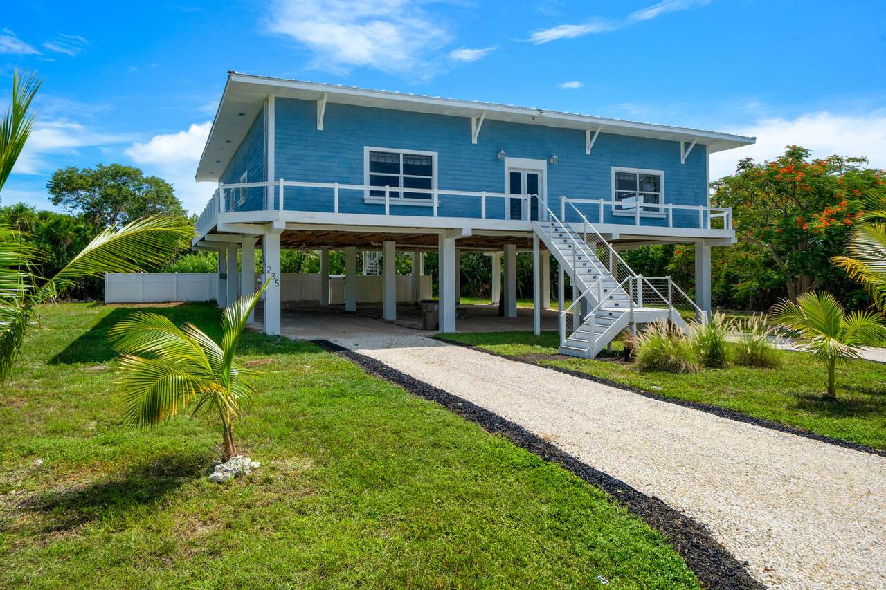 235 Tropical Avenue - Photo 1