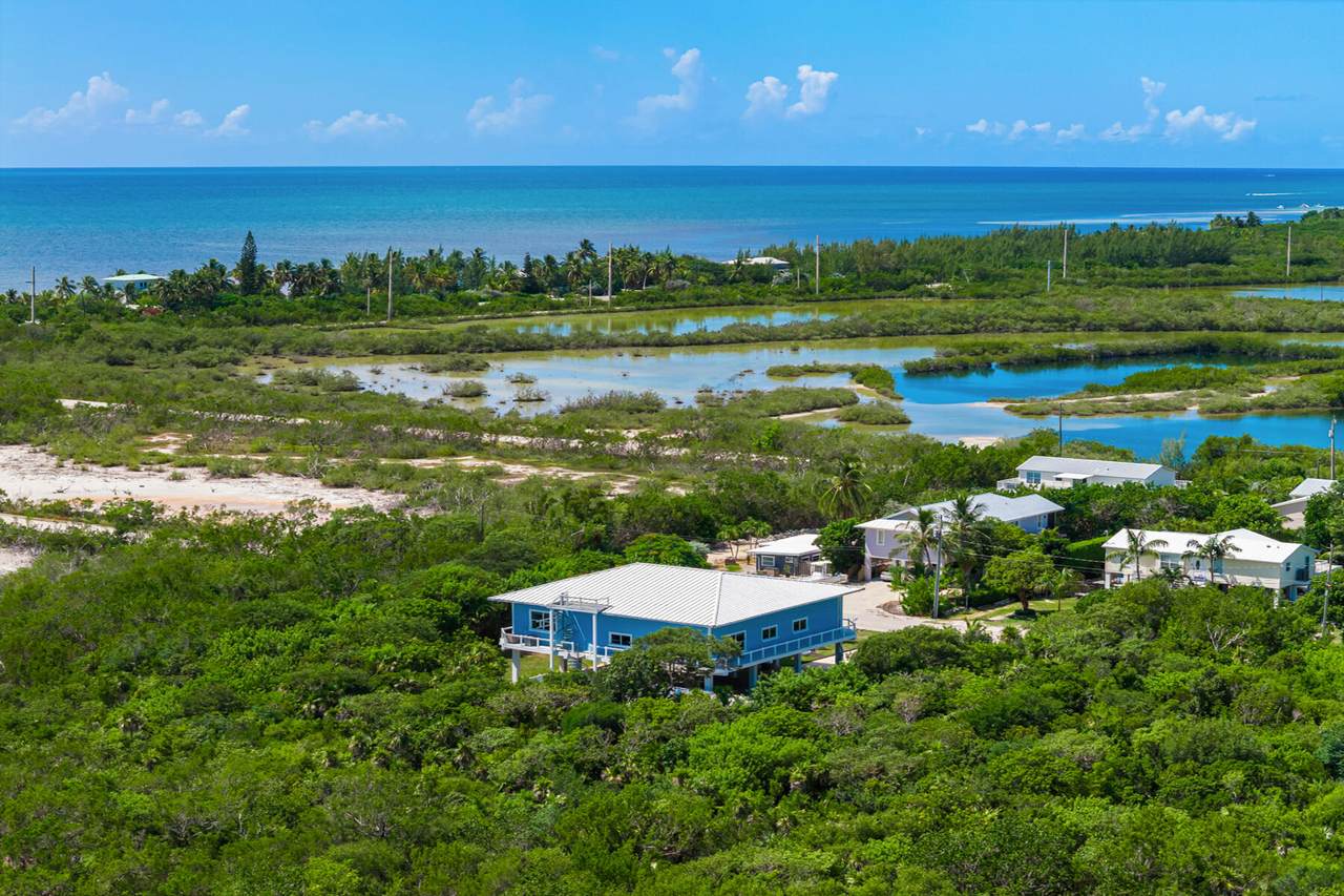 https://bt-photos.global.ssl.fastly.net/flkeys/1280_boomver_1_621156-2.jpg