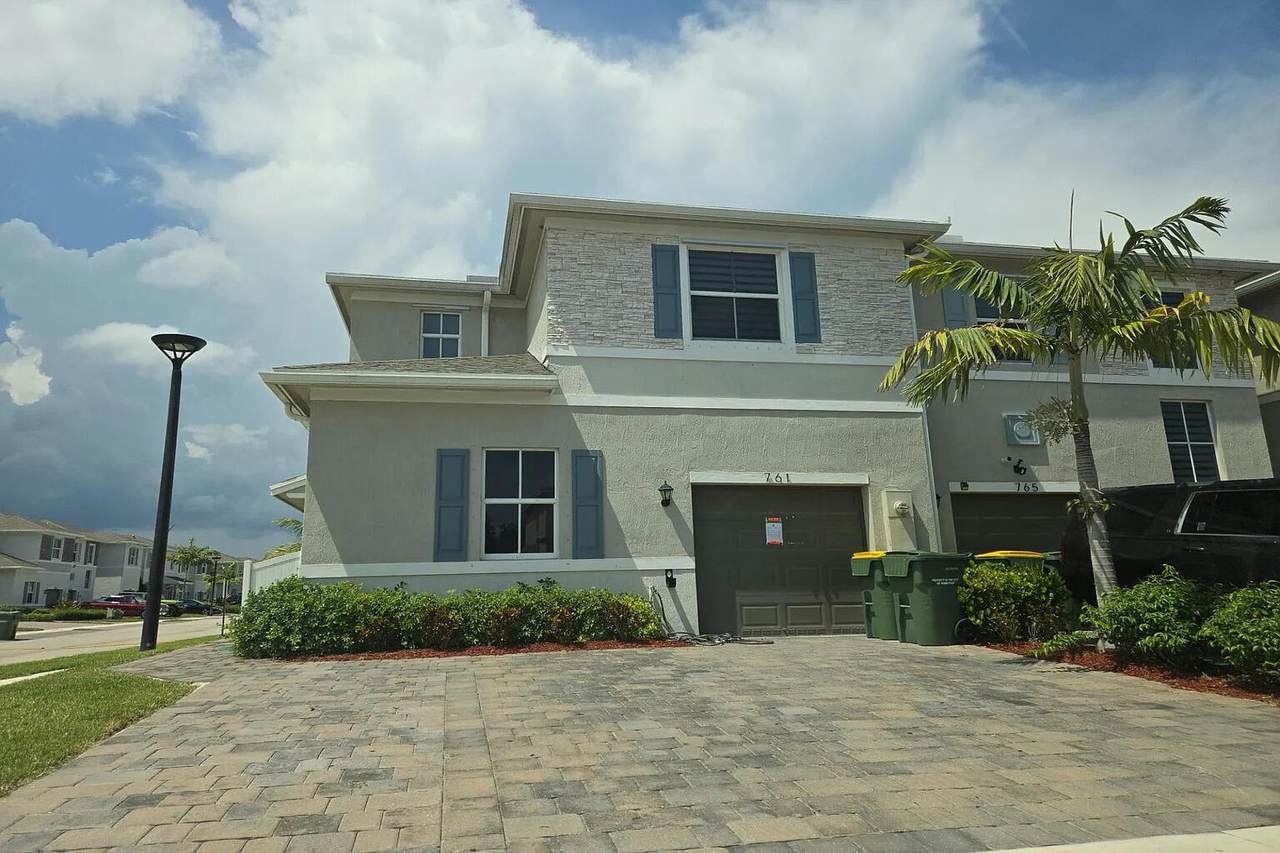 761 19th Street - Photo 1