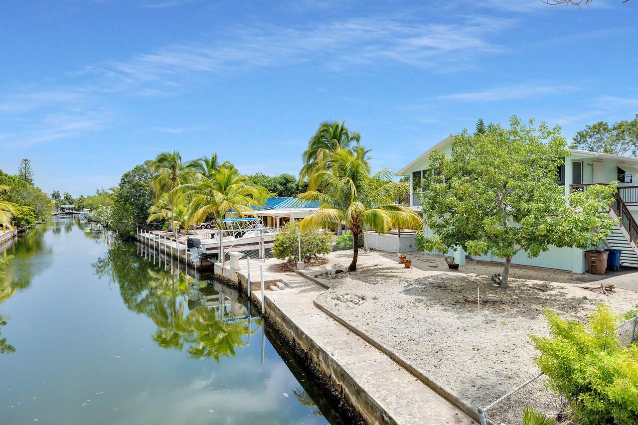 https://bt-photos.global.ssl.fastly.net/flkeys/1280_boomver_1_621225-2.jpg