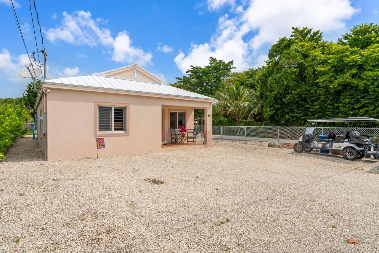 16 Jewfish Avenue - Photo 1