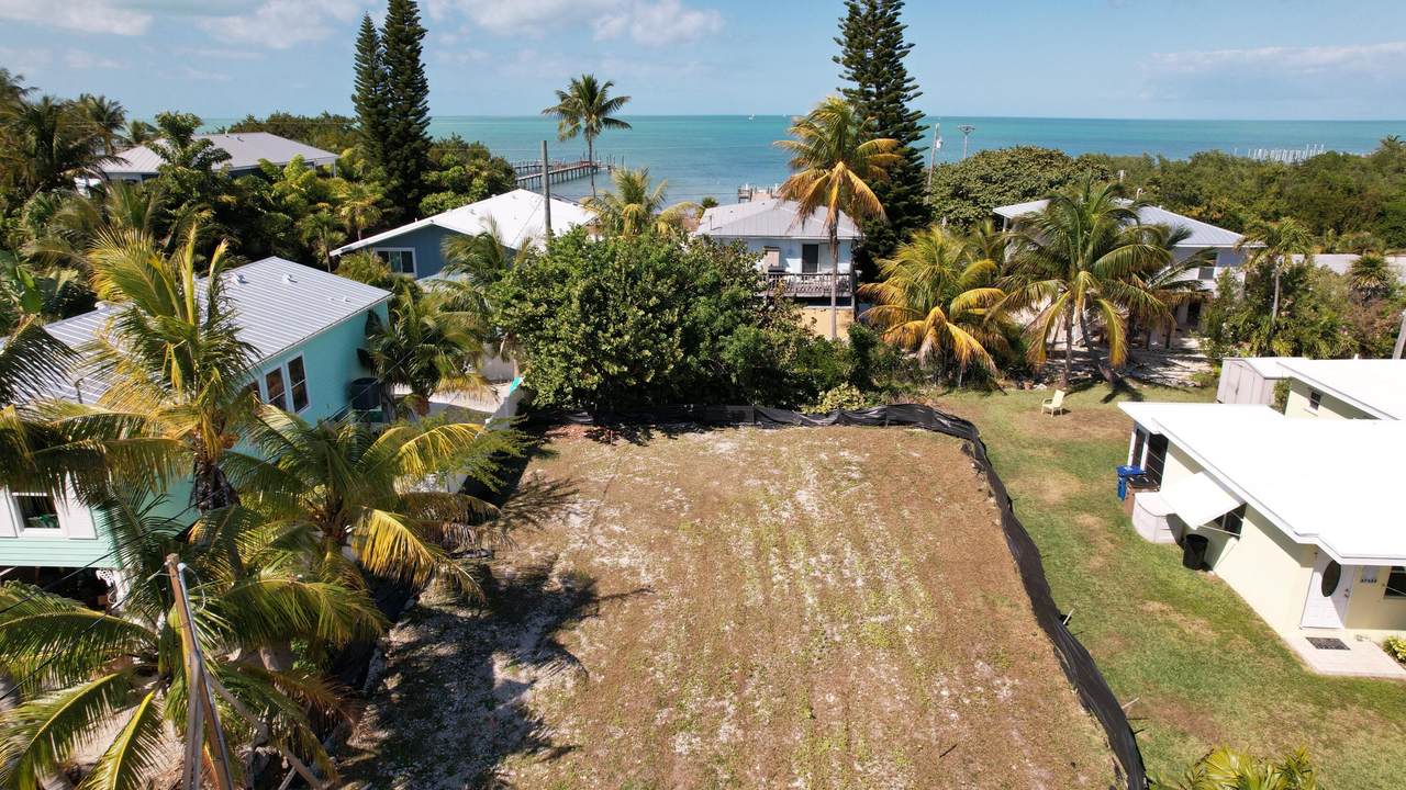 57529 Bailey Street - Photo 1