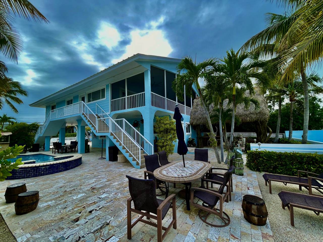 https://bt-photos.global.ssl.fastly.net/flkeys/1280_boomver_1_621281-2.jpg
