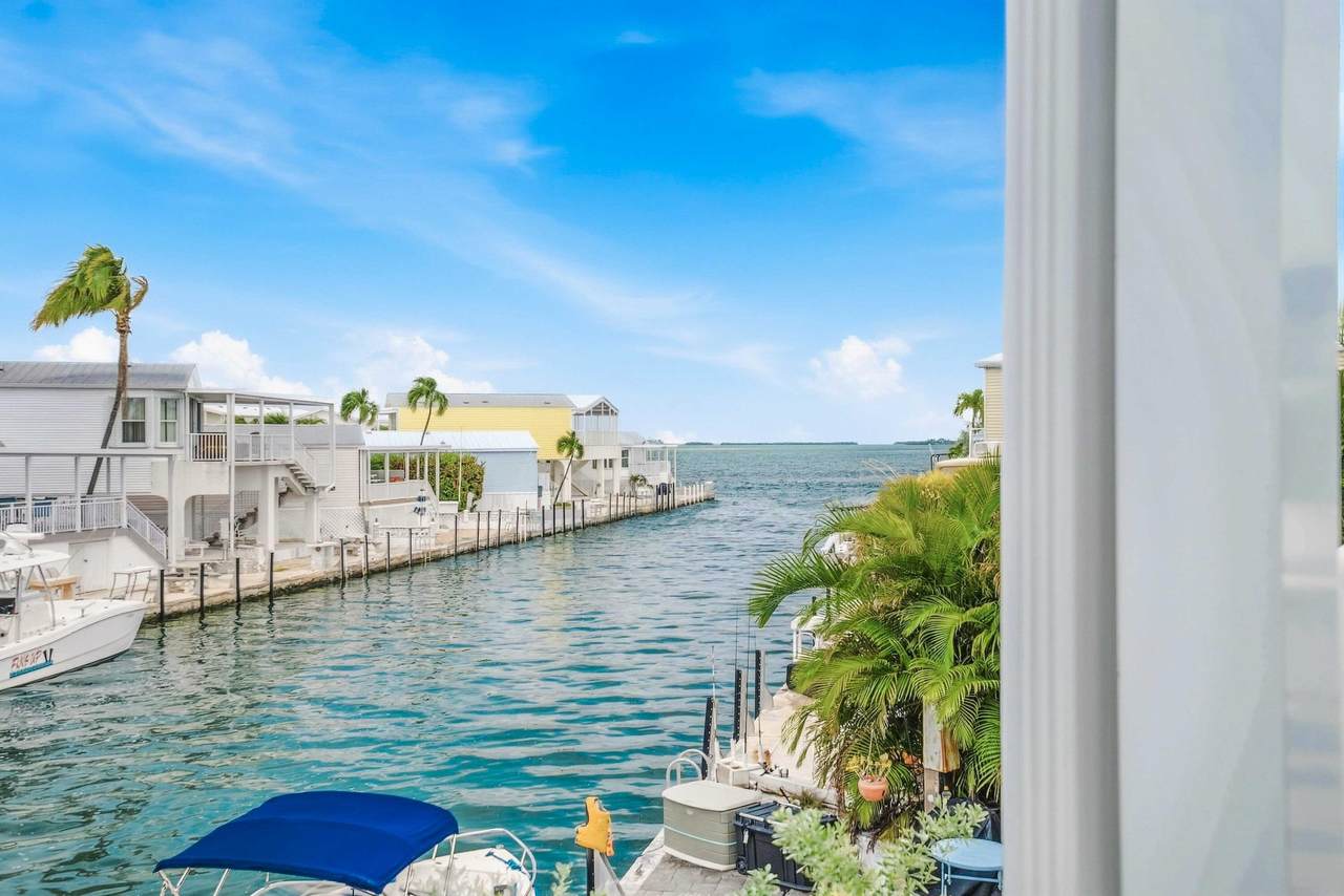 https://bt-photos.global.ssl.fastly.net/flkeys/1280_boomver_1_621307-2.jpg