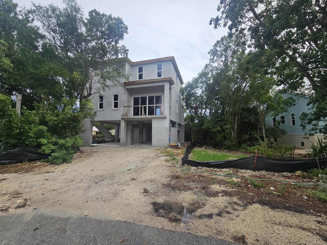 124 Peace Avenue - Photo 1