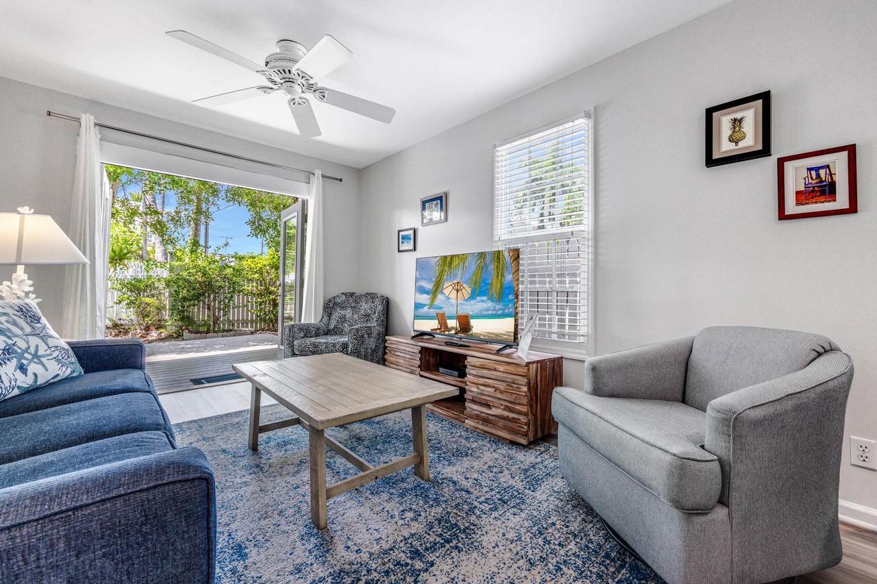 620 Thomas Street - Photo 1