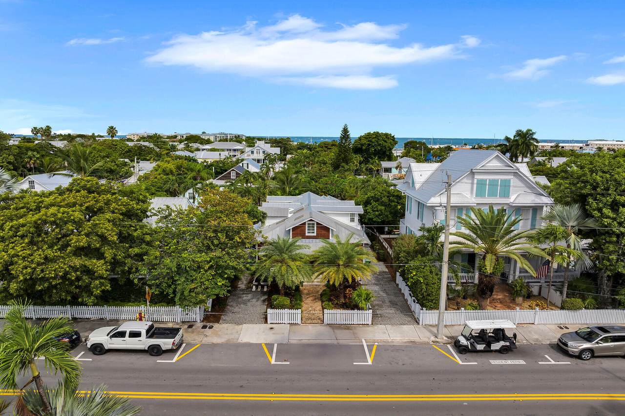 https://bt-photos.global.ssl.fastly.net/flkeys/1280_boomver_1_621458-2.jpg