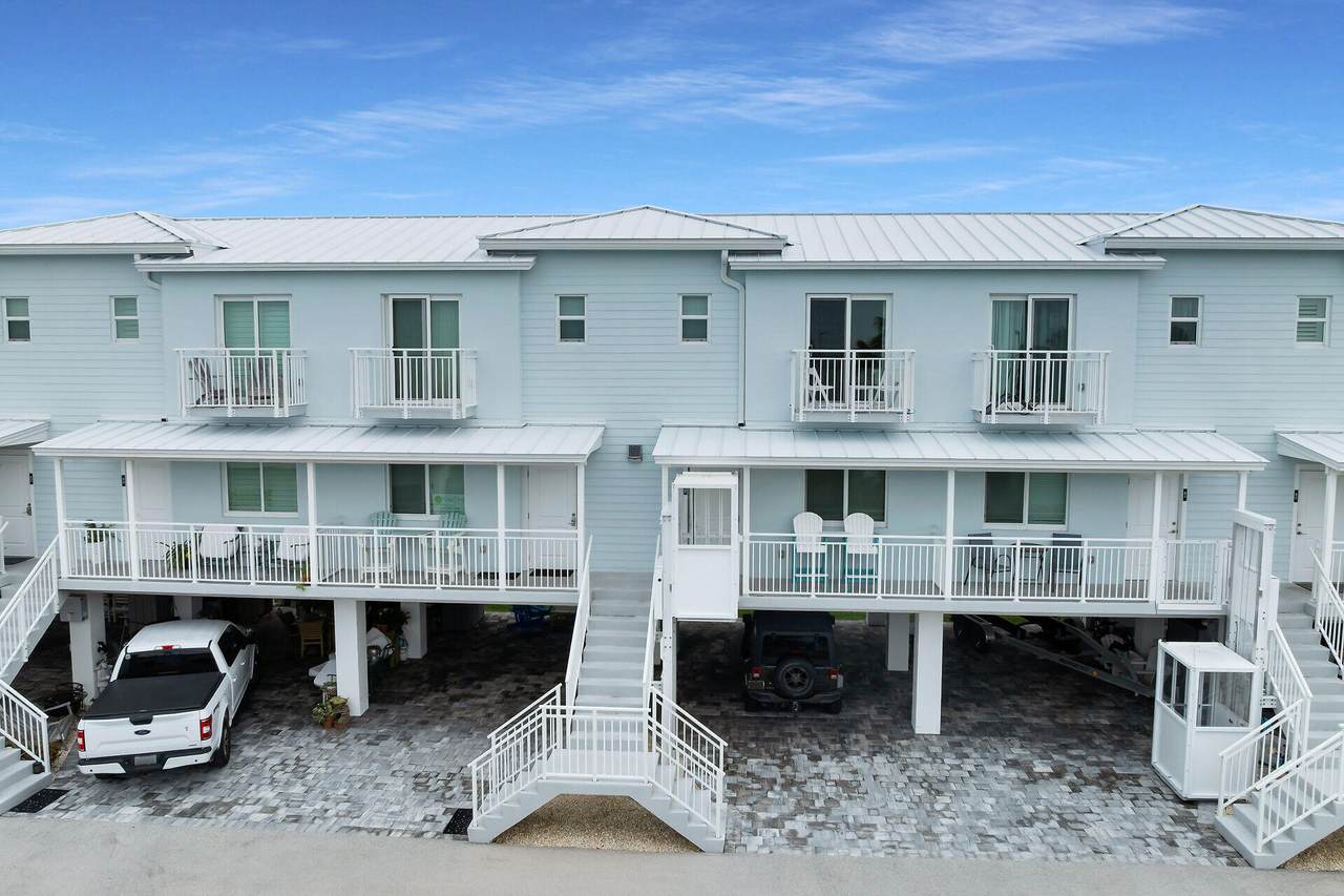 10877 Overseas Highway - Photo 1