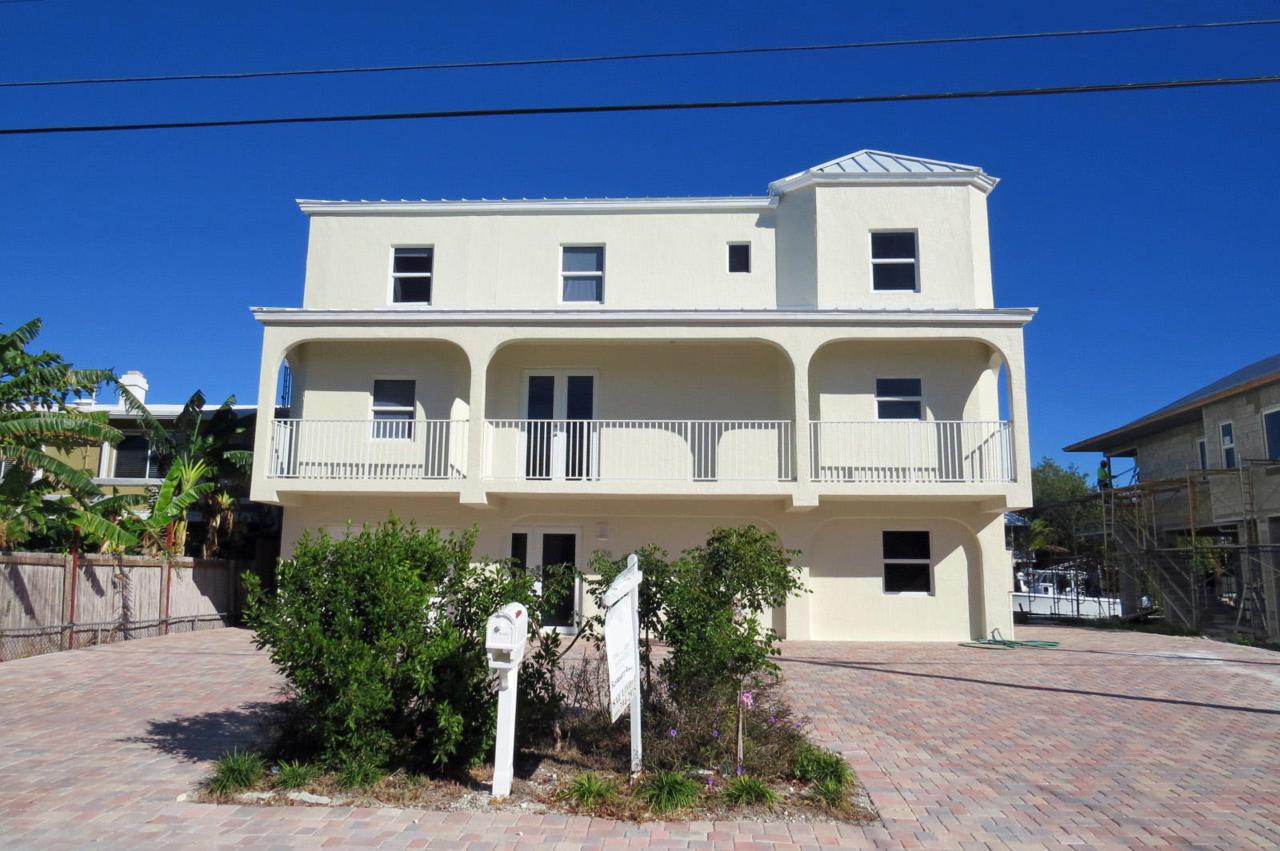 226 Pueblo Street - Photo 1