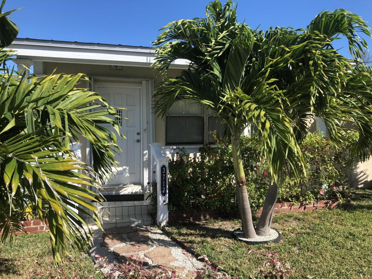 3717 Paula Avenue - Photo 1