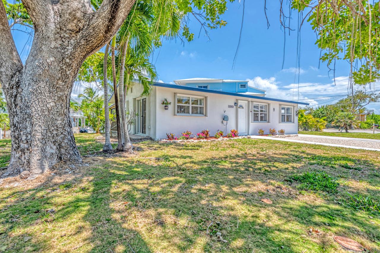 22903 Jolly Roger Drive - Photo 1
