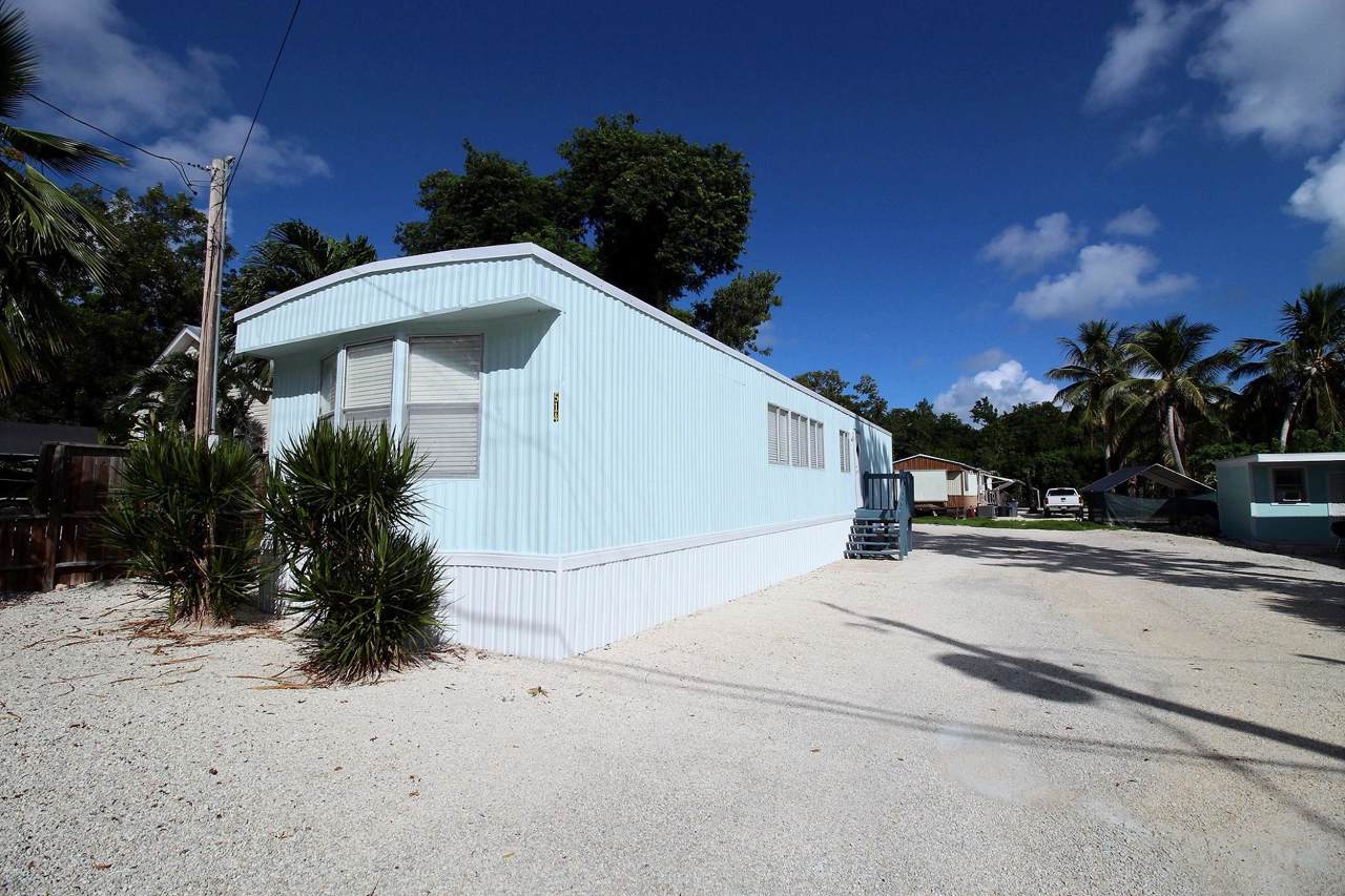 514 Tina Place - Photo 1