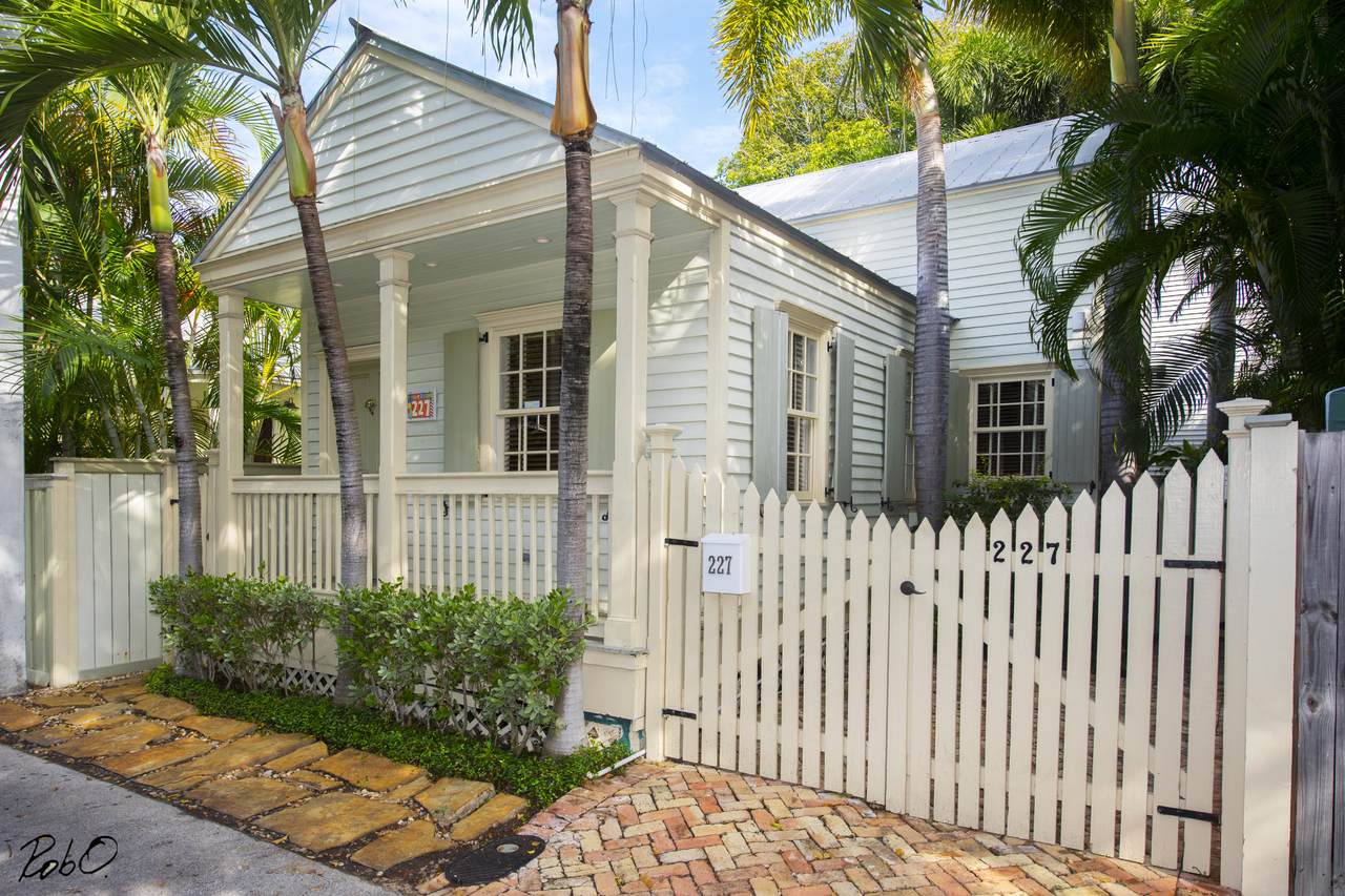 227 Julia Street - Photo 1